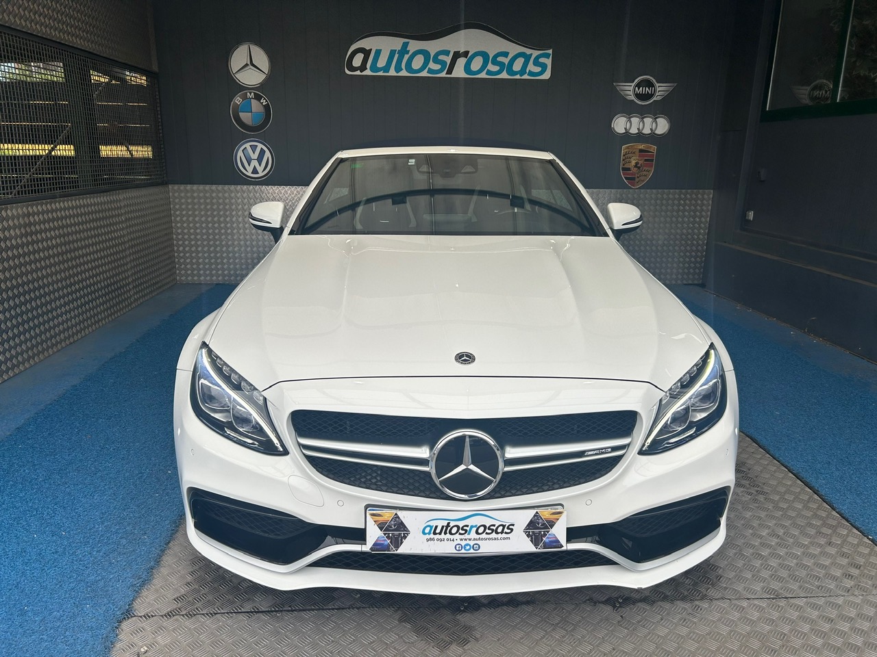 Mercedes-Benz Clase C Cabrio AMG C63S foto 3