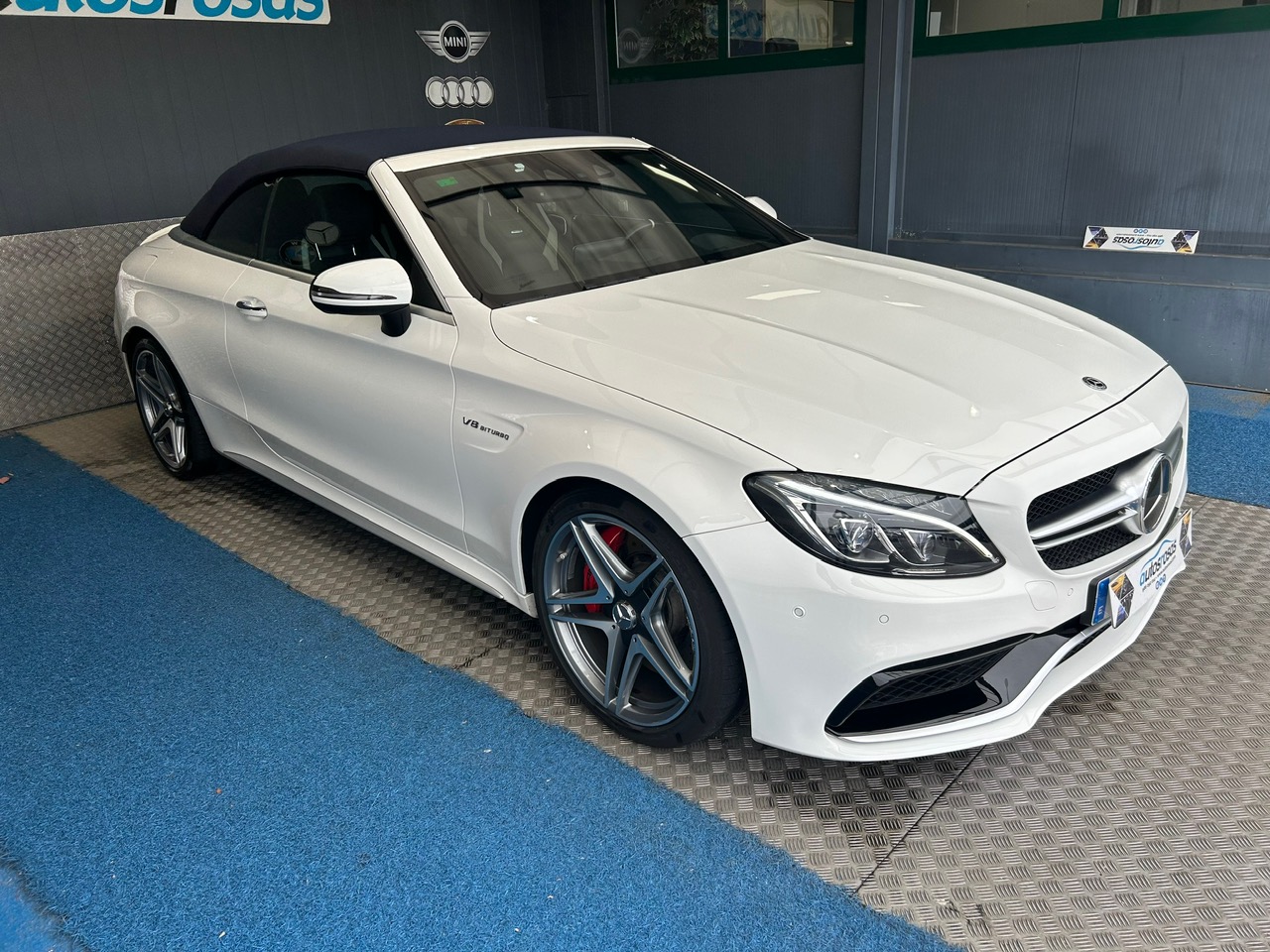Mercedes-Benz Clase C Cabrio AMG C63S foto 4