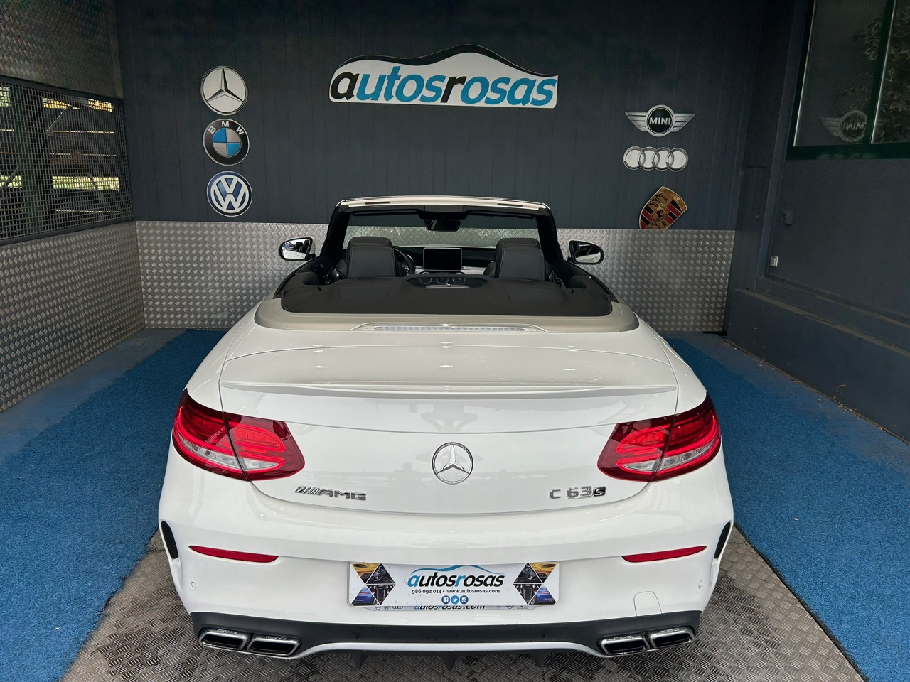 Mercedes-Benz Clase C Cabrio AMG C63S foto 7