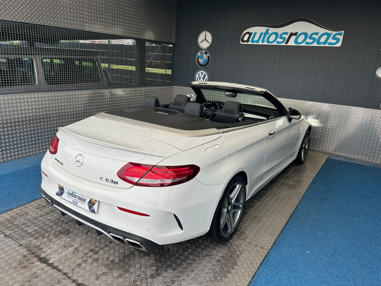 Mercedes-Benz Clase C Cabrio AMG C63S foto 9