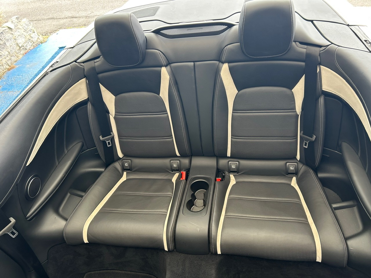 Mercedes-Benz Clase C Cabrio AMG C63S foto 16