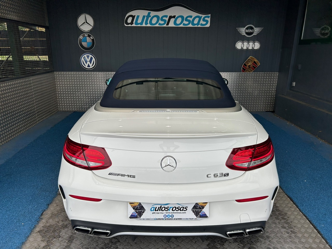 Mercedes-Benz Clase C Cabrio AMG C63S foto 8
