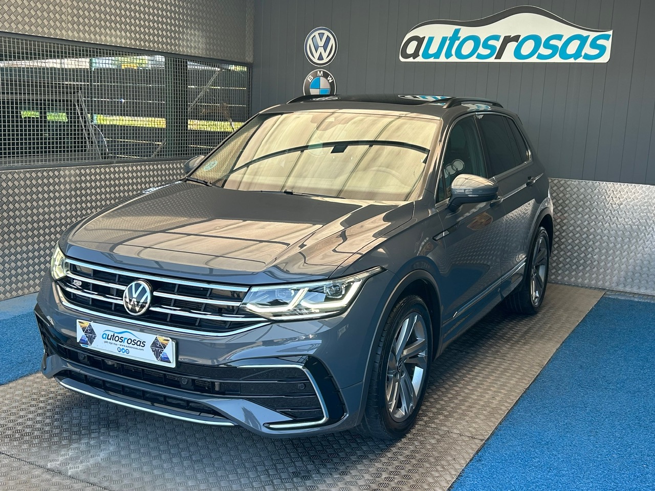 VOLKSWAGEN Tiguan R-Line 2.0 TDI foto 2