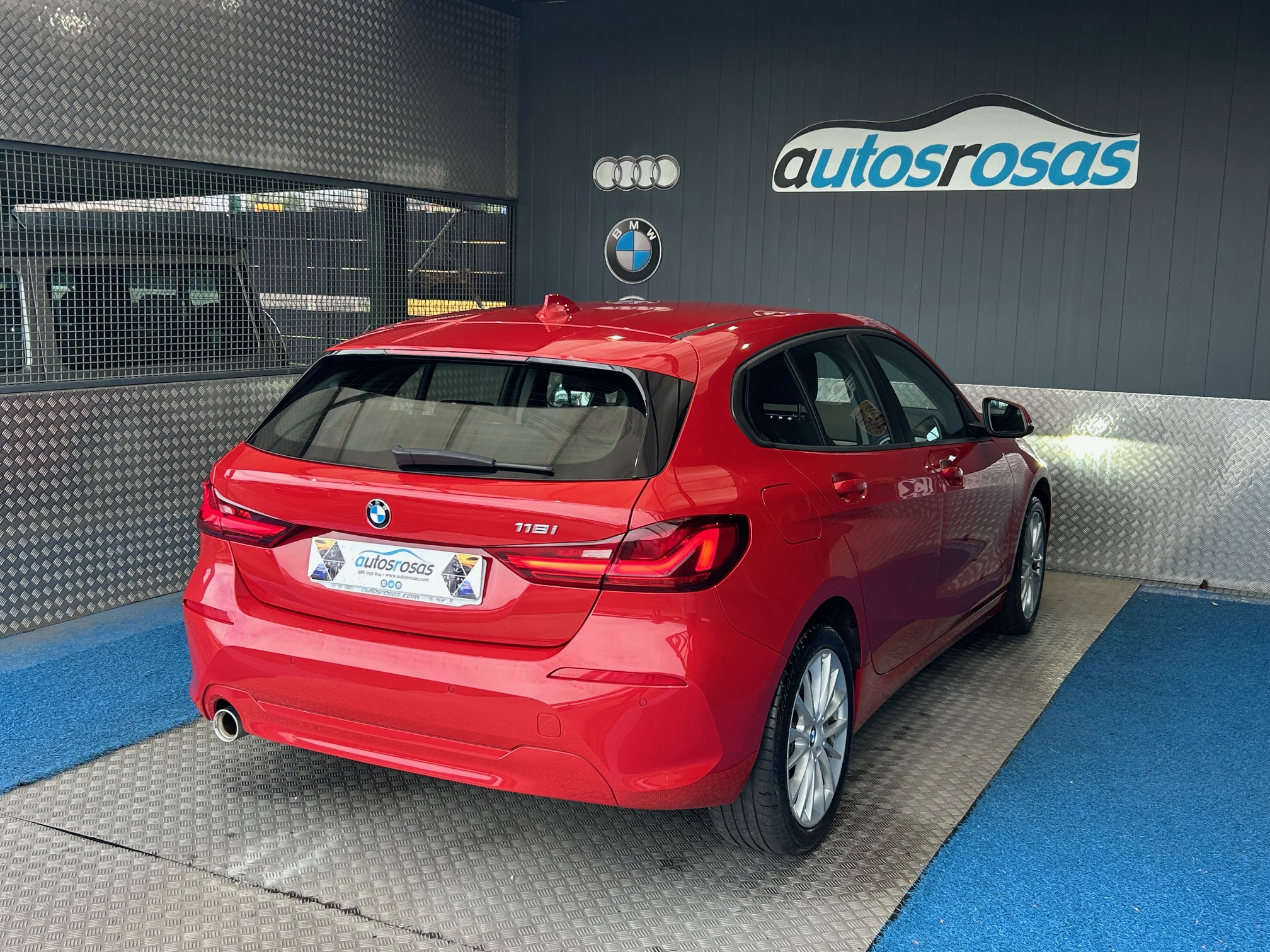 Bmw Serie 1 118i foto 8