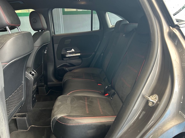 Mercedes-Benz GLA 200 D AMG foto 21