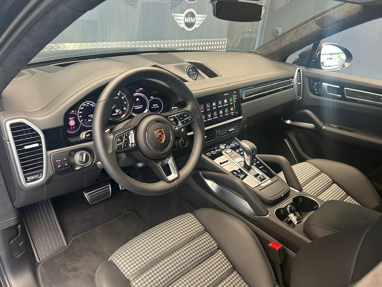 Porsche Cayenne Coupé Turbo S EHybrid foto 10