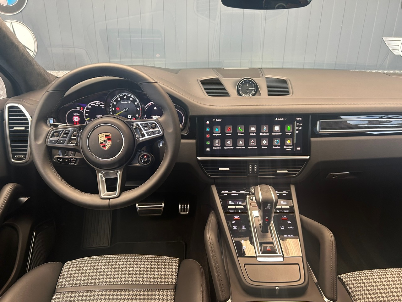 Porsche Cayenne Coupé Turbo S EHybrid foto 11