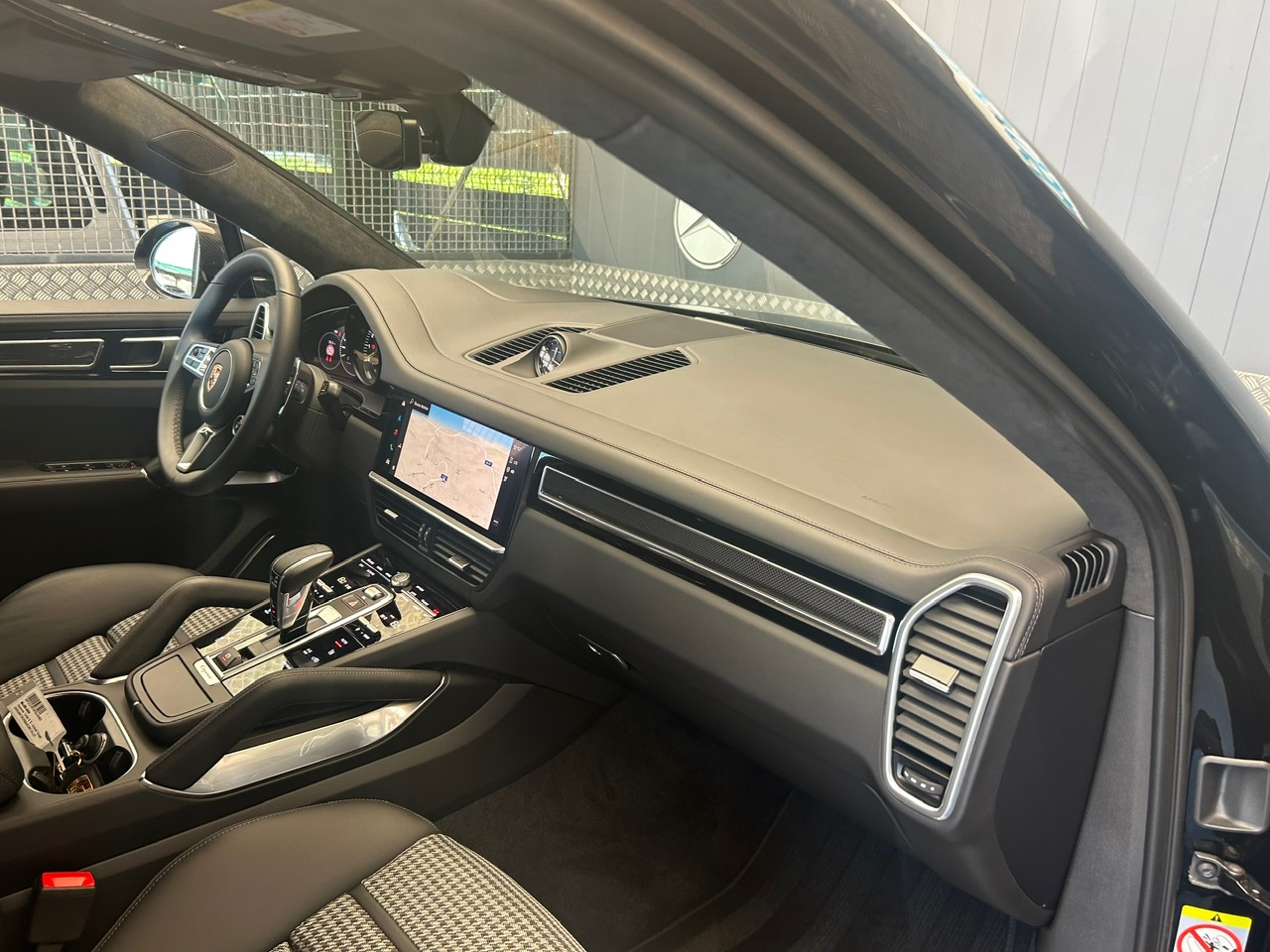 Porsche Cayenne Coupé Turbo S EHybrid foto 21