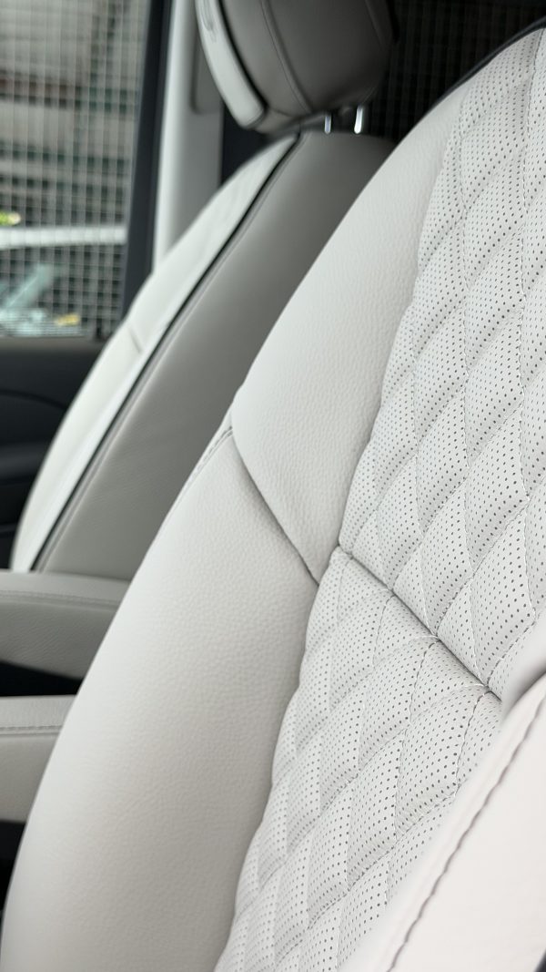 Mercedes Clase V personalizada — interior 2