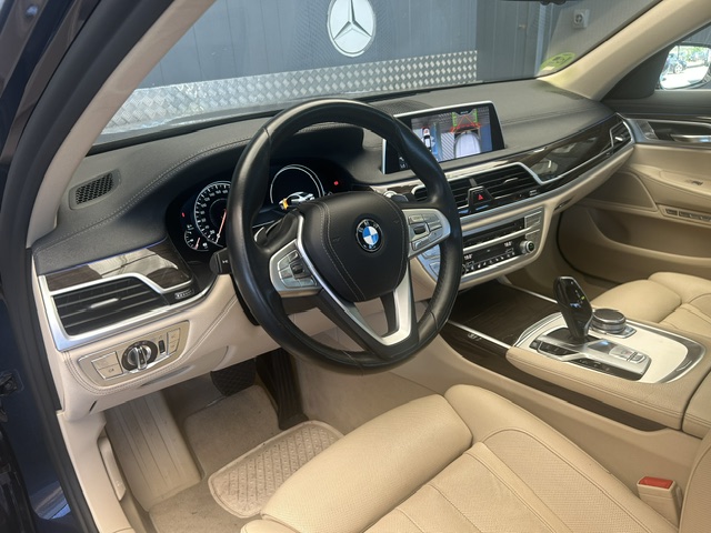 Bmw Serie 7 730LdA xDrive foto 11