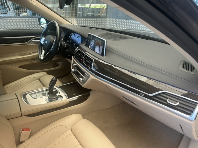 Bmw Serie 7 730LdA xDrive foto 22