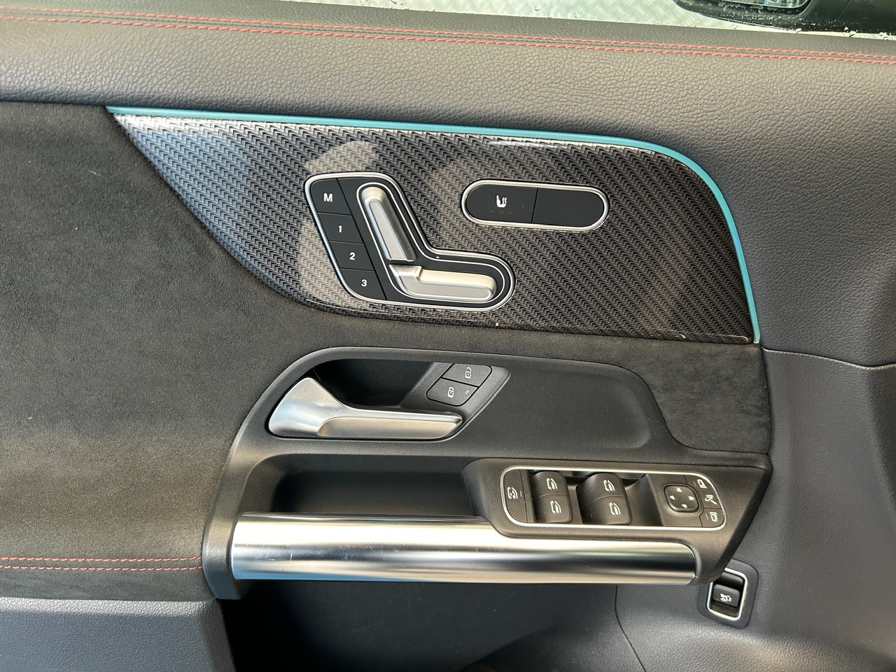 Mercedes-Benz GLA 220 D 4MATIC Edition foto 20
