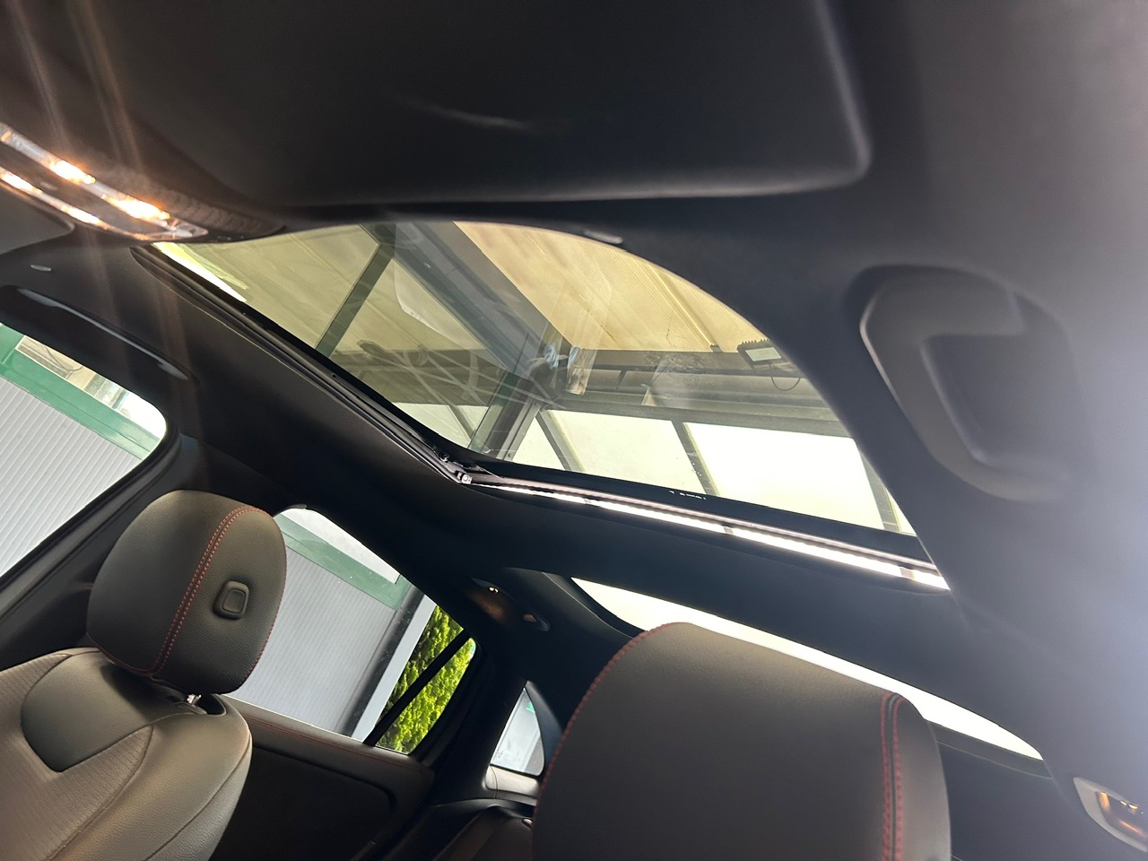 Mercedes-Benz GLA 220 D 4MATIC Edition foto 21