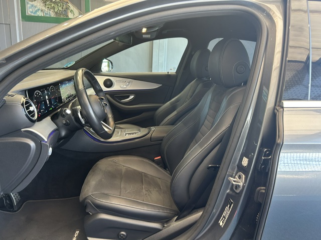 Mercedes-Benz Clase E 220D AMG foto 7