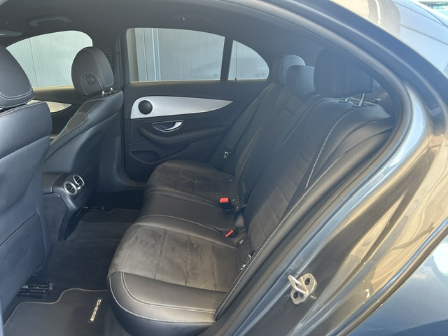Mercedes-Benz Clase E 220D AMG foto 22