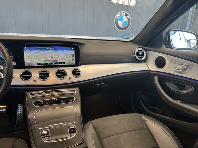 Mercedes-Benz Clase E 220D AMG foto 12
