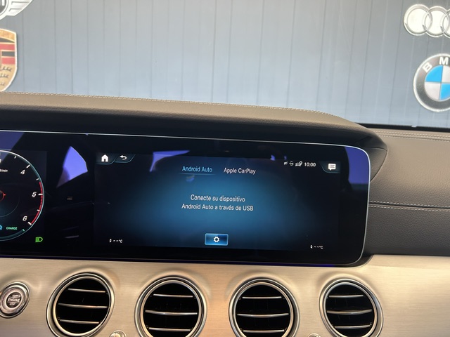 Mercedes-Benz Clase E 220D AMG foto 19