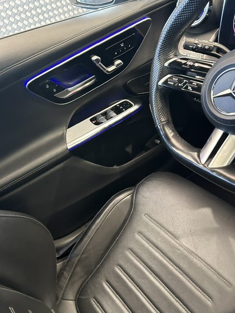Mercedes-Benz GLC 300E 4MATIC foto 27